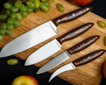 Какие кухонные ножи должны быть в арсенале каждой хозяйки?