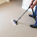 Химчистка ковров: как вернуть любимому покрытию вид и свежесть без лишних рисков