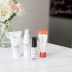 Минимализм в косметике: 5 средств на все случаи